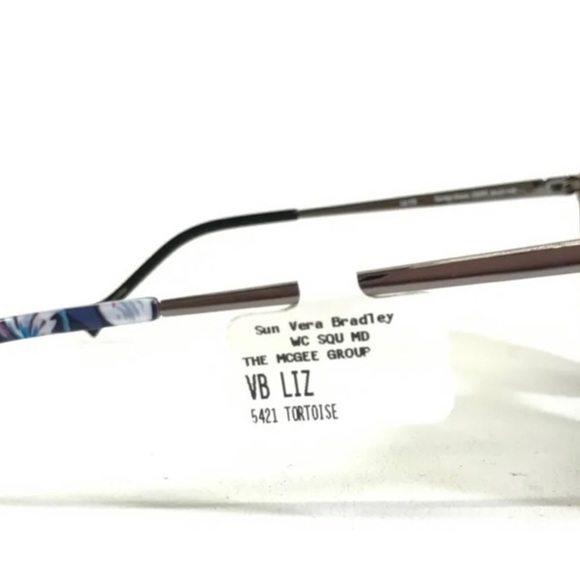 ✨🕶️Vera Bradley “Liz” Garden Grove Sunglasses ✨ - Picture 3 of 3